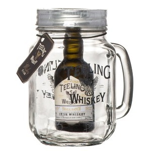 Whiskey Teeling Small Batch Irish im Teeglas mit Henkel