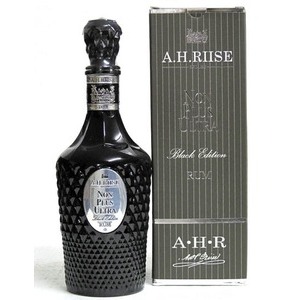 Rum A.H. Riise Non Plus Ultra - Black Edition